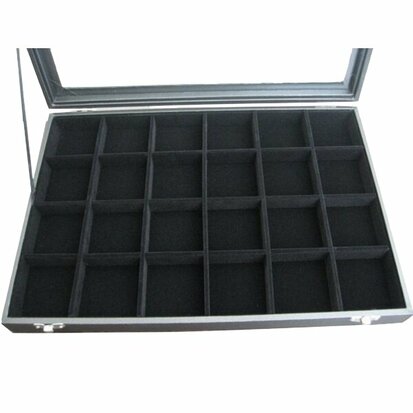 Jewelery box - 24 compartments - Black - 35x24x5 cm - With lid